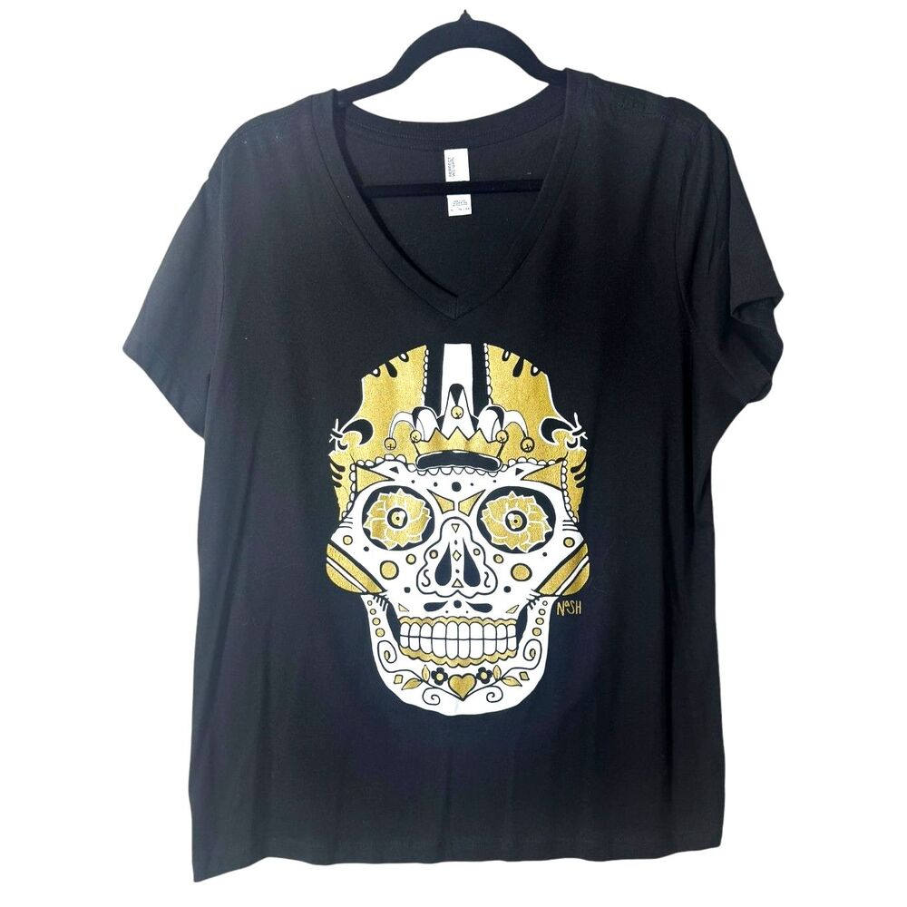 DISTRICT Women's T-Shirt szXL Black and Gold Sugar Skull NWOT